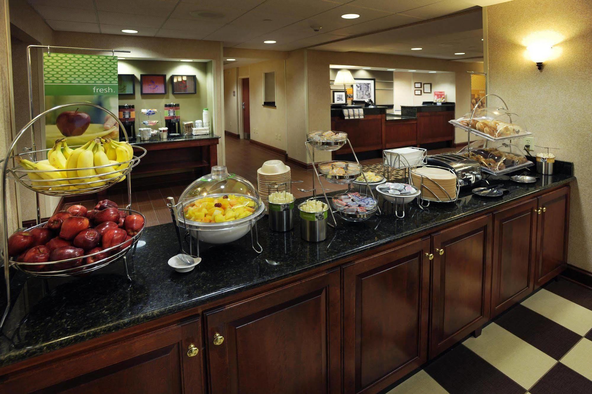 Hampton Inn Gallatin Luaran gambar